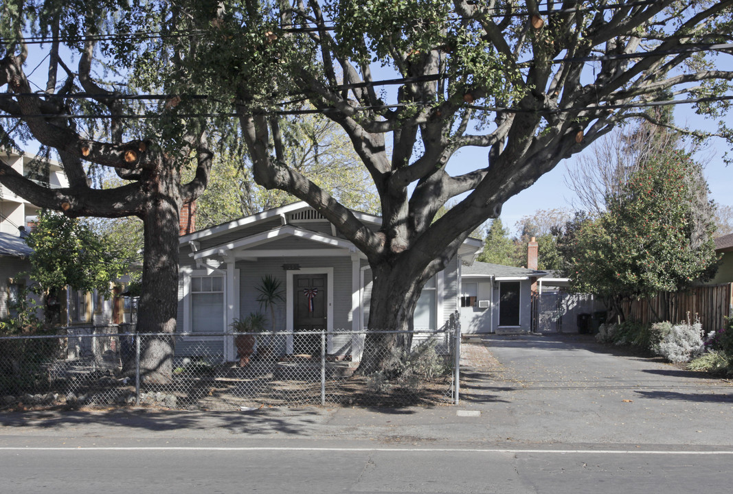 35-39 Central Ave in Redwood City, CA - Foto de edificio