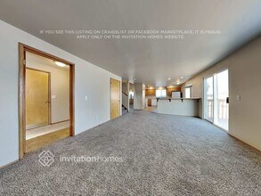 11223 SE 264th Pl in Kent, WA - Foto de edificio - Building Photo