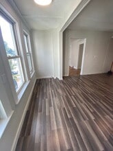 90 Roak St in Auburn, ME - Building Photo - Building Photo