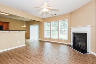 206 Winterbury Dr in Canton, GA - Building Photo - Building Photo