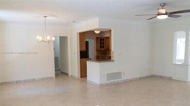 2841 NW 10th Ave in Wilton Manors, FL - Building Photo - Building Photo