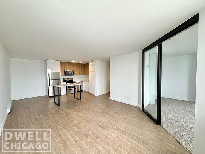 2345 N Clark St, Unit 1 Bed in Chicago, IL - Foto de edificio