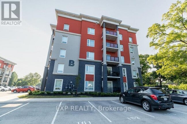 property at 5971 Dorchester Rd