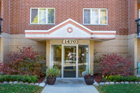 Jefferson Walk West in Des Plaines, IL - Foto de edificio - Building Photo