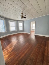 64-64 Rowe Ave, Unit 1 in Hartford, CT - Building Photo - Building Photo