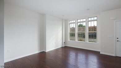 95 Robeson St in Somerville, NJ - Building Photo - Building Photo