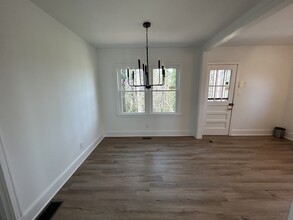 225 Amy Dr NE in Marietta, GA - Building Photo - Building Photo