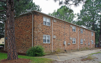 4830 E Princess Anne Rd in Norfolk, VA - Building Photo - Building Photo