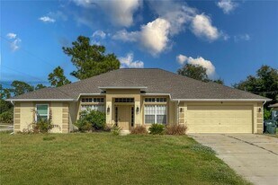 3012 Kacher Rd in North Port, FL - Building Photo