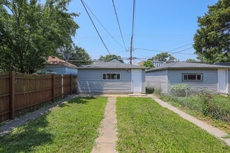 1712 N Springfield Ave in Chicago, IL - Building Photo - Building Photo