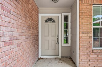 11655 Lakeview Manor Dr in Willis, TX - Building Photo - Building Photo