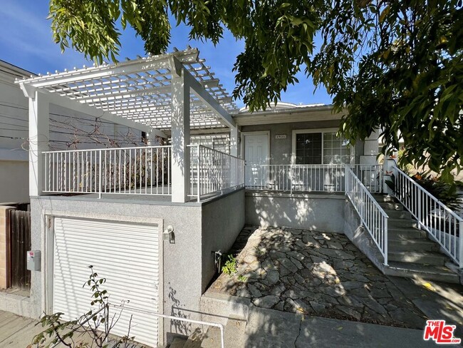 property at 1931 Ruhland Ave
