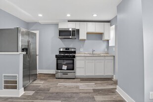 3335 Lyndale Ave in Baltimore, MD - Building Photo