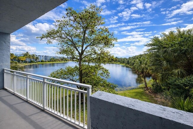 property at 9351 Fontainebleau Blvd