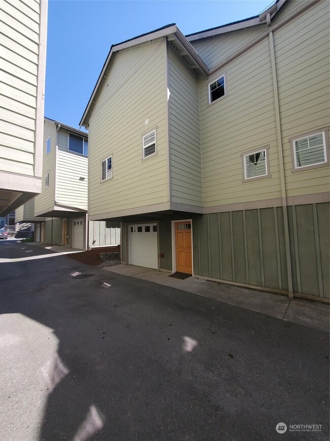 property at 1402 N Northgate Way