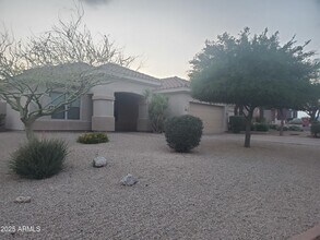 35324 N 94th Pl in Scottsdale, AZ - Foto de edificio - Building Photo