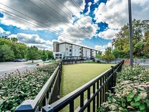 Trail's Bend Apartments in Springfield, MO - Foto de edificio - Building Photo