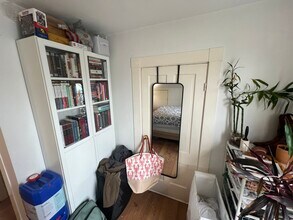 7 Jay St, Unit 3 in Somerville, MA - Foto de edificio - Building Photo