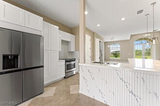 4045 24th Ave NE in Naples, FL - Building Photo - Building Photo