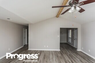 556 Blue Haze Dr in Fort Worth, TX - Foto de edificio - Building Photo