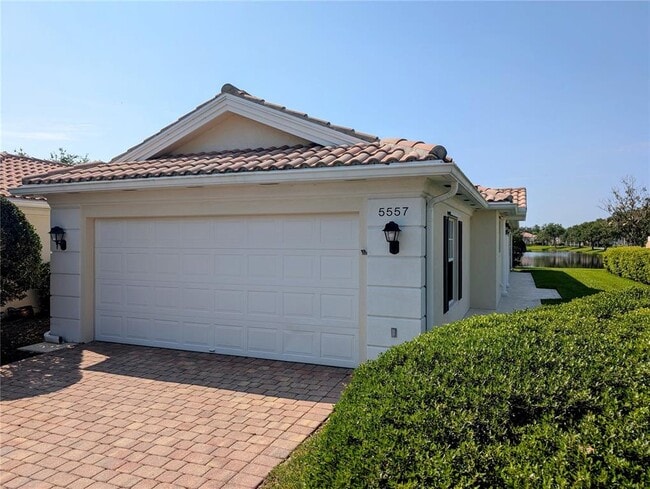 5557 Avellino Pl in Sarasota, FL - Building Photo - Building Photo