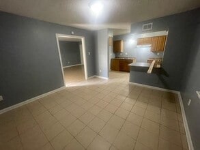 5492 Apple Blossom Dr in Memphis, TN - Building Photo - Building Photo