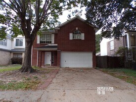 14634 Taymouth Dr in Houston, TX - Building Photo