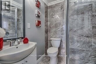 3079 Lindenlea Dr in Mississauga, ON - Building Photo - Building Photo