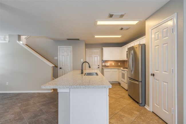 34 Marble Rock Pl in Spring, TX - Building Photo - Building Photo