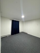 185 N Bicycle Path in Selden, NY - Building Photo - Building Photo