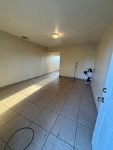 1209 Murdock St, Unit 1209 Murdock st # B in Bakersfield, CA - Building Photo - Building Photo
