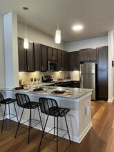 12840 Jones Rd, Unit 101 in Houston, TX - Building Photo - Building Photo