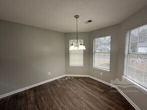 5064 Bowdoin Dr in Memphis, TN - Building Photo - Building Photo