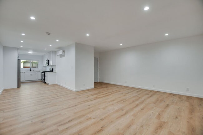 2005 21st St, Unit 1 in Santa Monica, CA - Foto de edificio - Building Photo