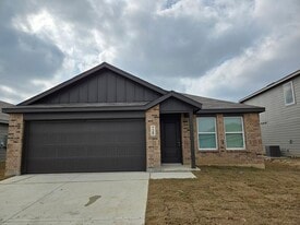 720 Canyon Run in Seguin, TX - Building Photo