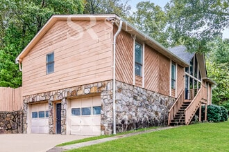 4040 Mountain View Dr NW in Pinson, AL - Building Photo - Building Photo