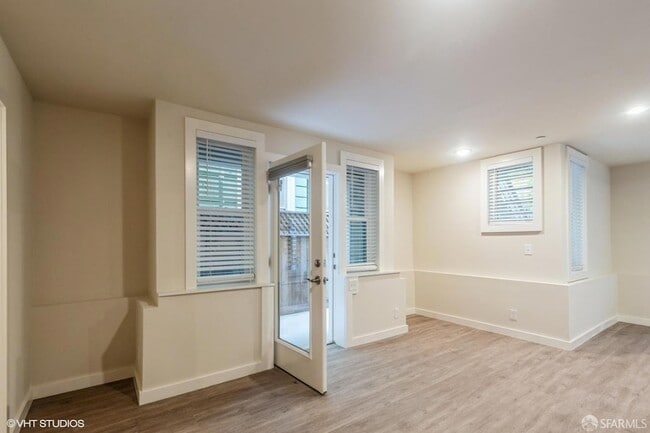 2888 Folsom St in San Francisco, CA - Building Photo - Building Photo