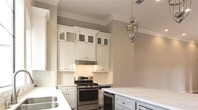 4615 Crawford St in Houston, TX - Building Photo - Building Photo