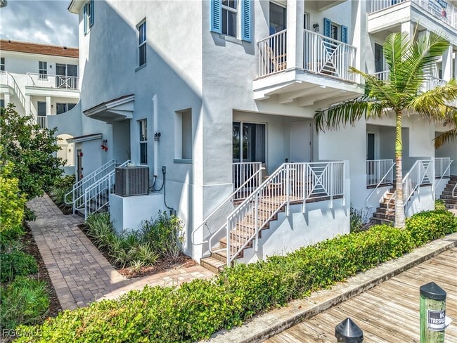5816 Shell Cove Drive in Cape Coral, FL - Building Photo - Building Photo