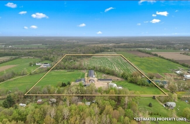 810 Newton Rd in Coldwater, MI - Building Photo - Building Photo