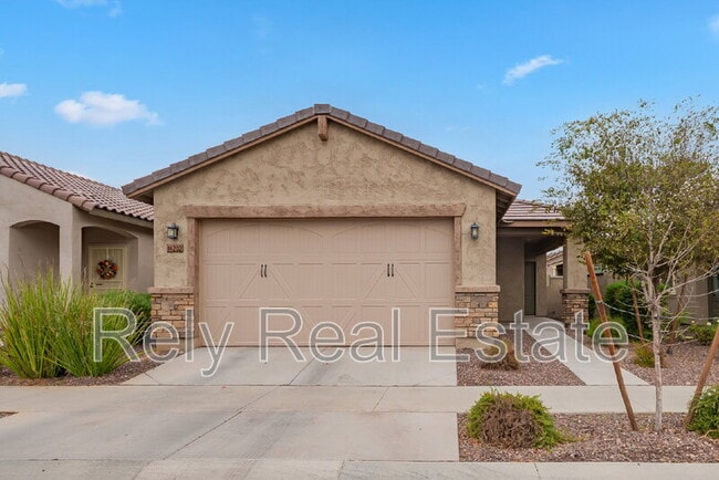 14202 W Willow Ave in Surprise, AZ - Building Photo - Building Photo