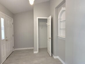 6006 Rich Farm Rd in Tallahassee, FL - Building Photo - Building Photo