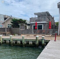 317 Bay Walk in Ocean Beach, NY - Building Photo