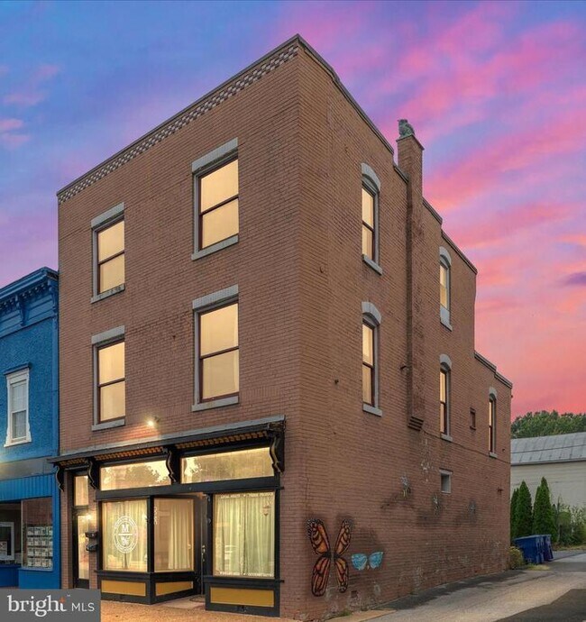401 E Main St in Front Royal, VA - Building Photo - Building Photo