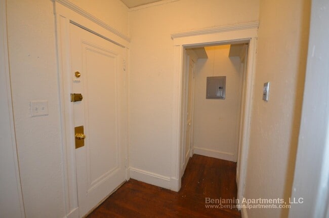 1167 Boylston St, Unit 18 in Boston, MA - Building Photo - Building Photo
