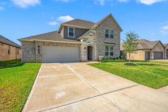 14331 Red Ldg Trl in Shenandoah, TX - Building Photo - Building Photo