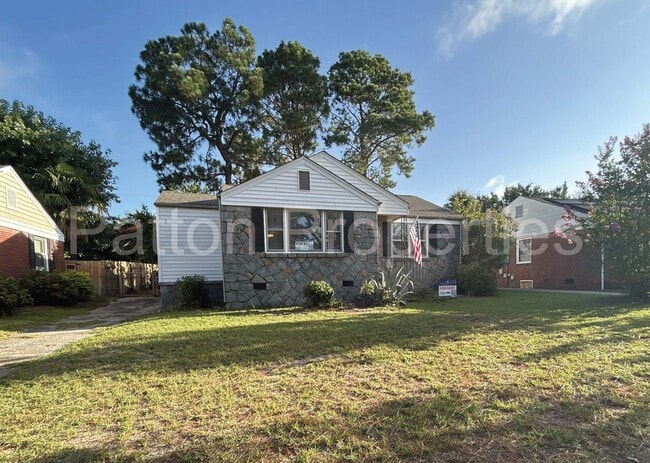 property at 1624 Decree Ave