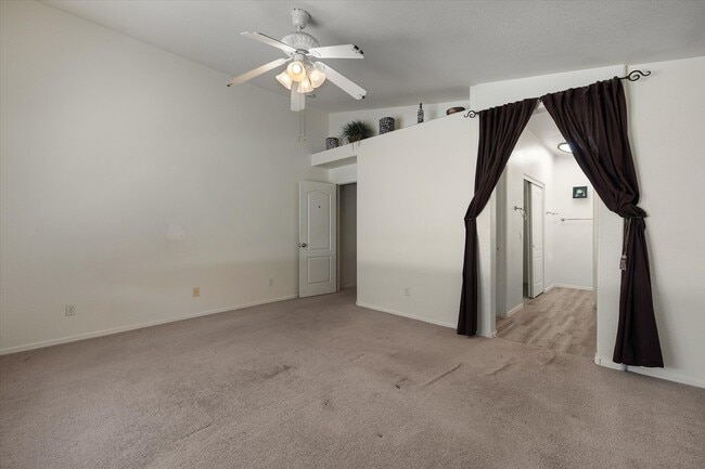 7646 E Covina St in Mesa, AZ - Foto de edificio - Building Photo