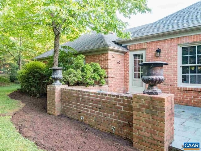 107 Tally-Ho Dr in Charlottesville, VA - Building Photo - Building Photo