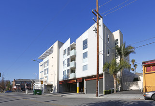 Gish Apartments in San Jose, CA - Building Photo - Building Photo